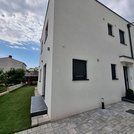 Holiday House Gavran فوديس المظهر الخارجي الصورة