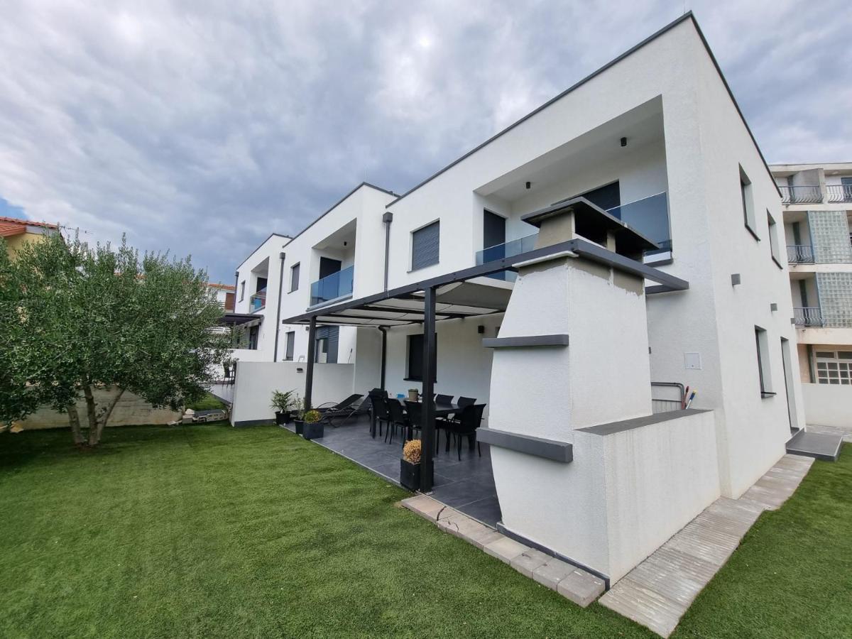 Holiday House Gavran فوديس المظهر الخارجي الصورة