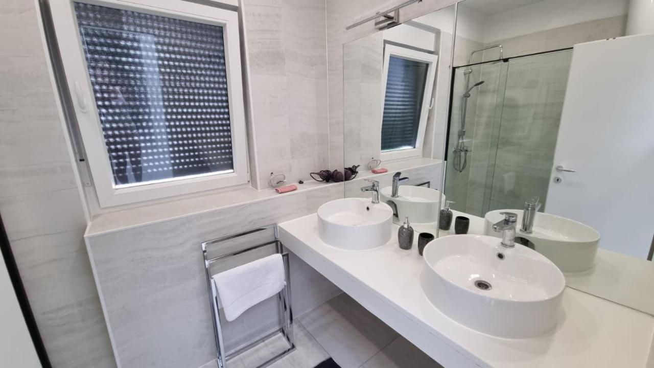 Holiday House Gavran فوديس المظهر الخارجي الصورة