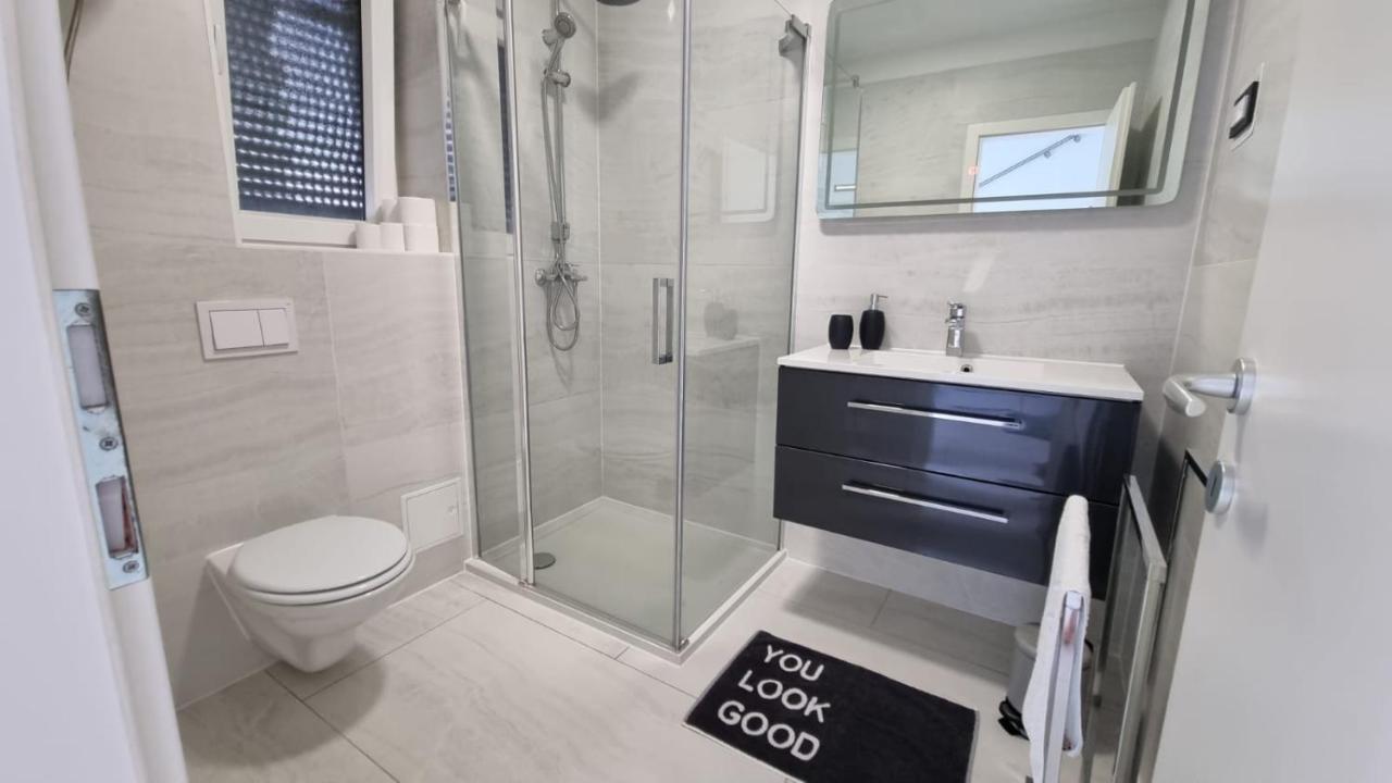 Holiday House Gavran فوديس المظهر الخارجي الصورة